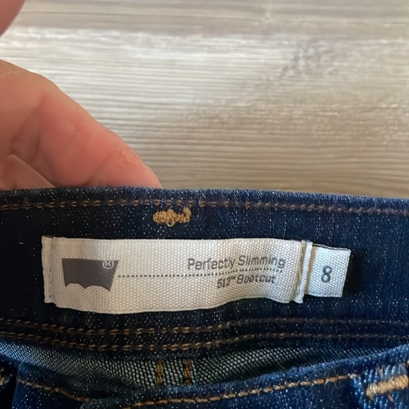 Levi's 512 Perfectly Slimming Bootcut Jeans Women's 8 Dark Wash Midrise Comfort - Picture 3 of 15